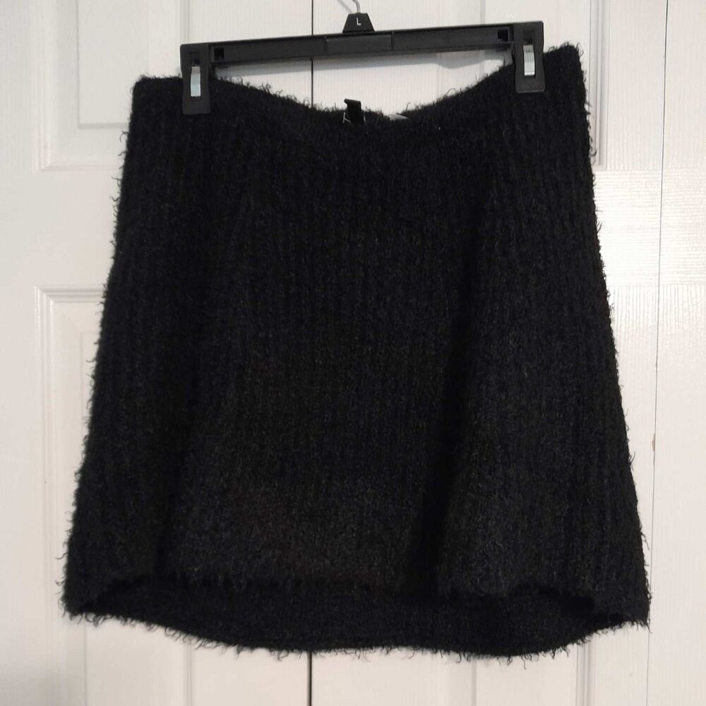 H&M Black Fluffy Knit Mini Skirt Size M